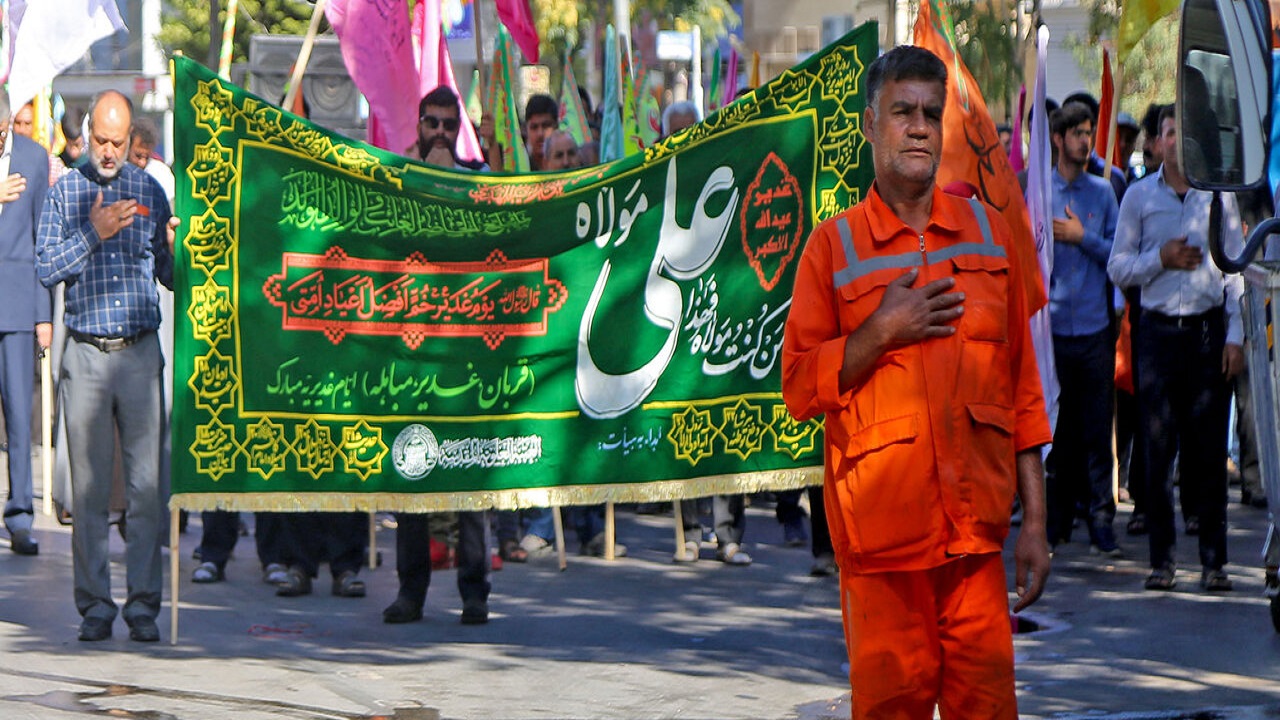 حرکت کاروان شادی غدیر در خراسان جنوبی