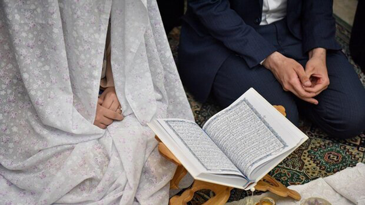 رهایی پرنده ازدواج از قفس تجملات چگونه ممکن می‌شود؟