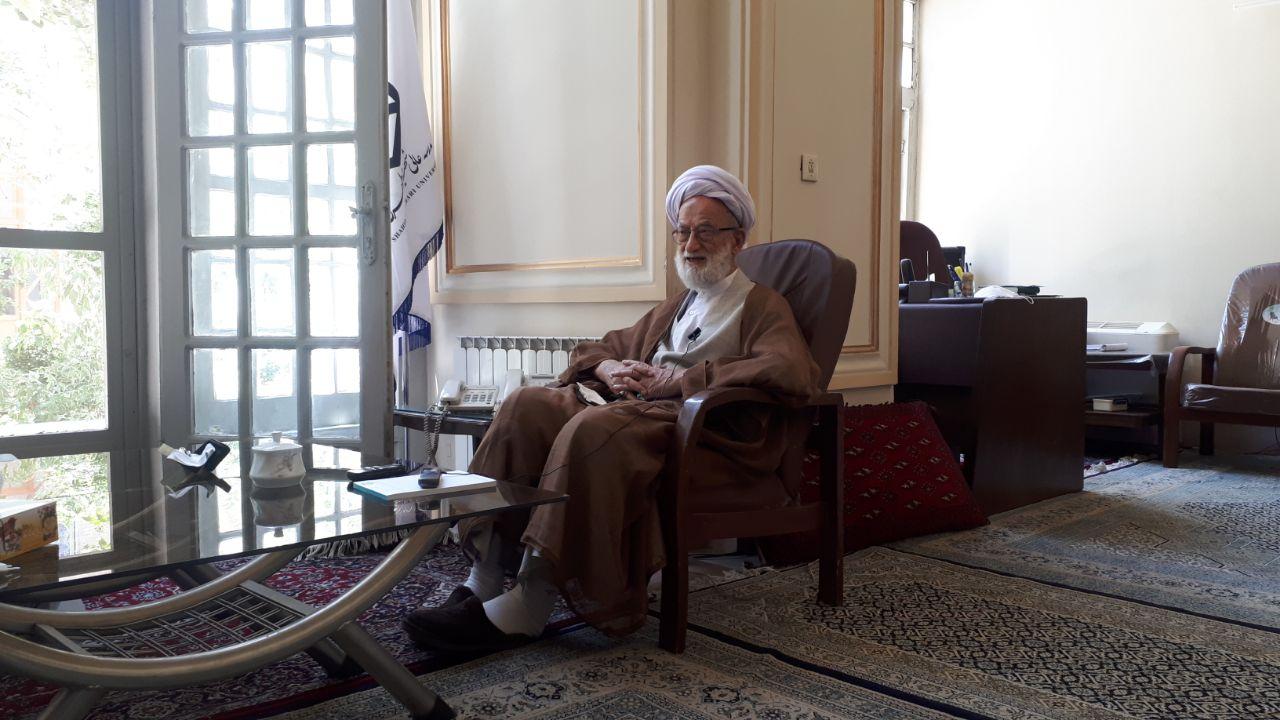 غیر از آیت‌الله خامنه‌ای گزینه دیگری برای رهبری نداشتیم