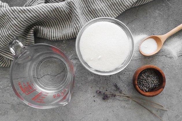 طرز تهیه چند نوع نوشیدنی تابستانی ؛ شربت هایی که بدن را خنک خنک می کنند