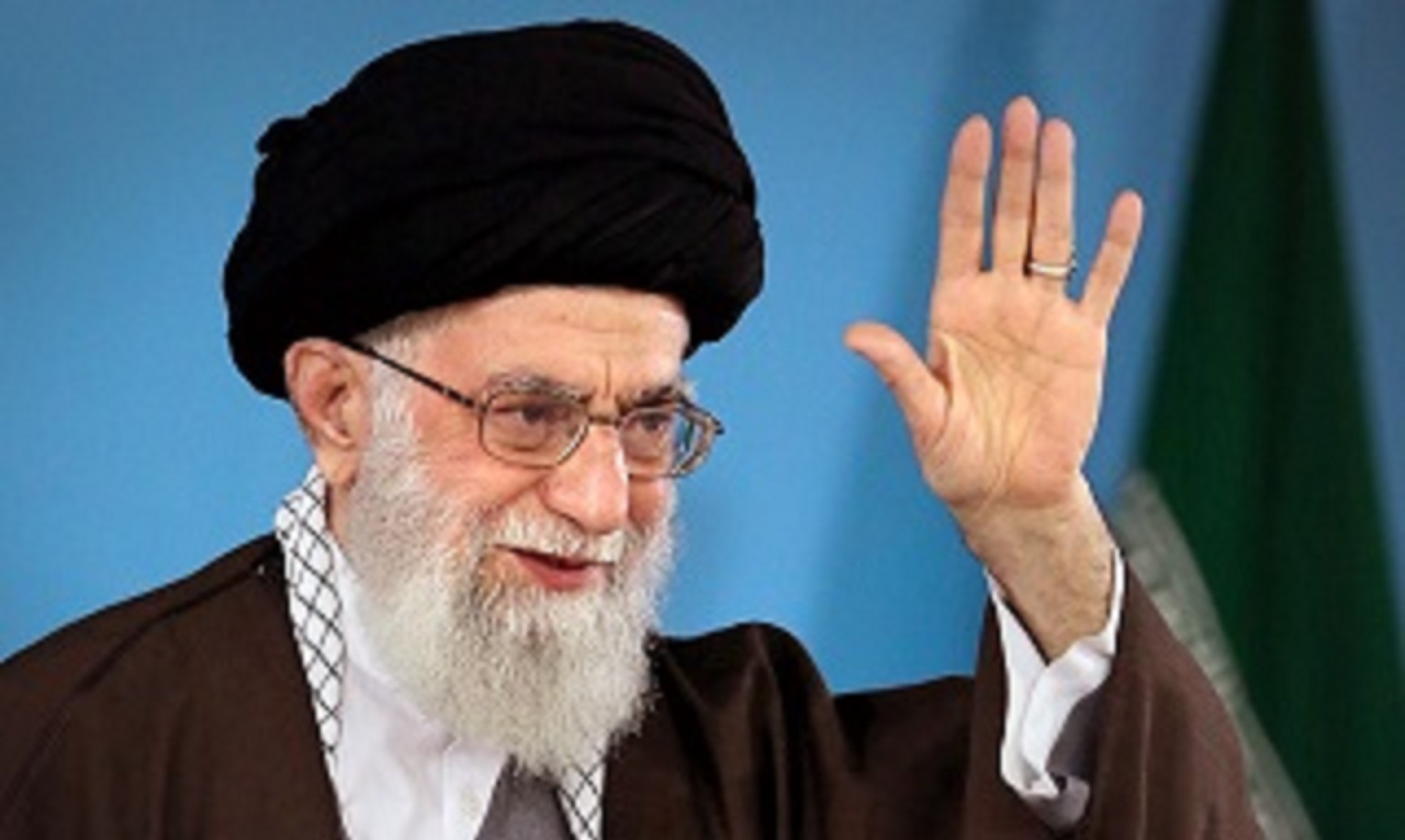 تفاوت زنان انقلابی با زنان شرقی و غربی از منظر رهبر انقلاب