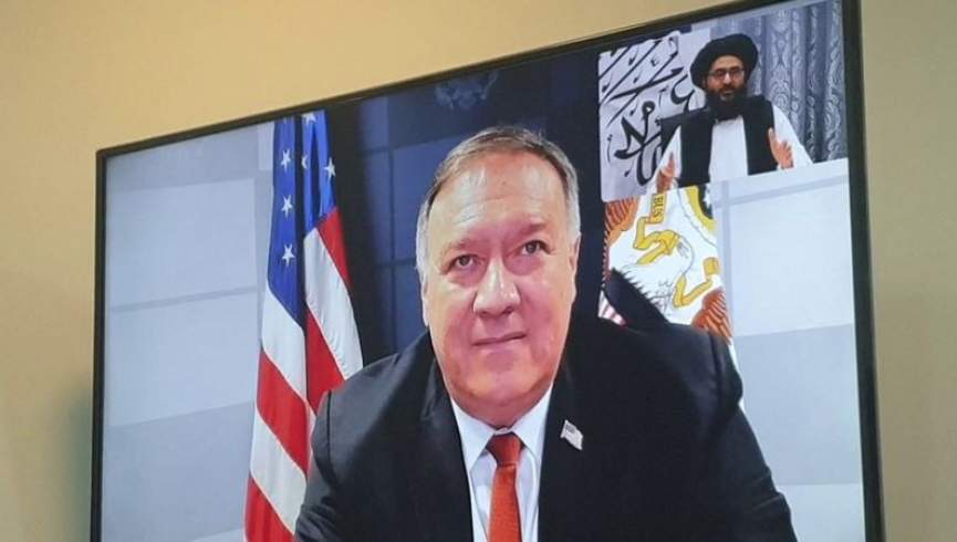 گفتگوی وزیر خارجه آمریکا و معاون طالبان درباره روند صلح افغانستان