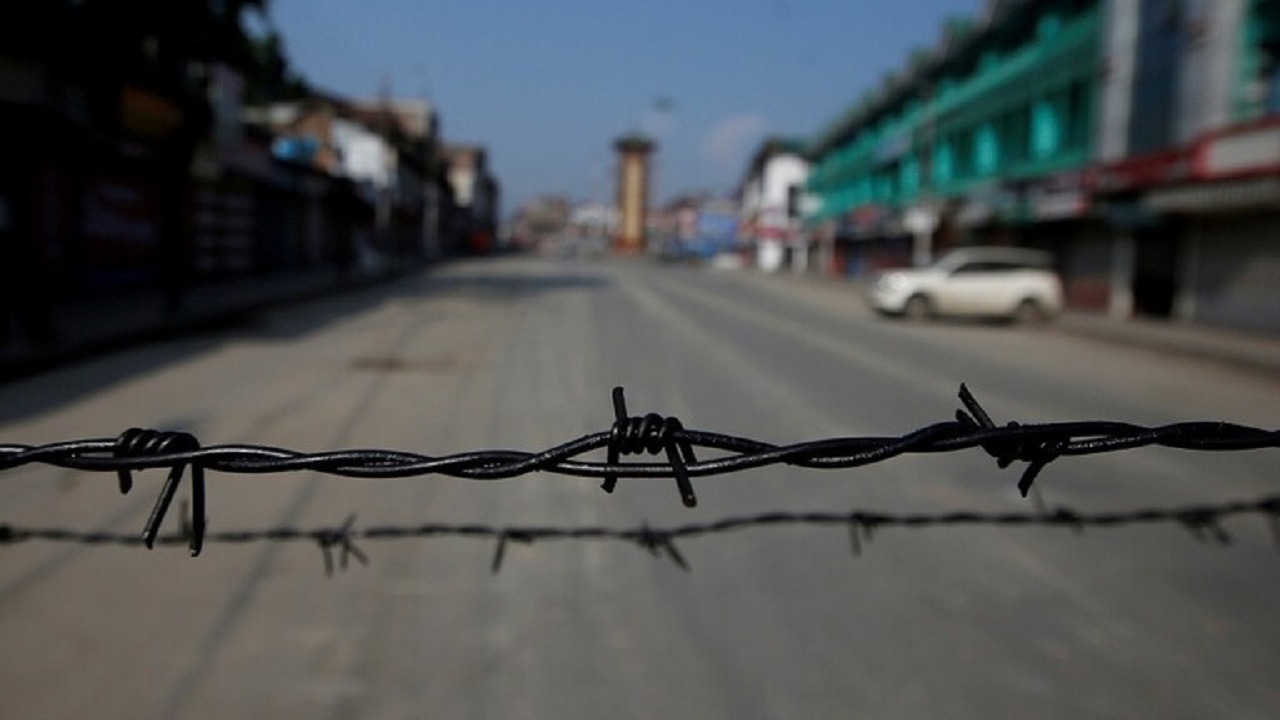 منع آمد و شد در کشمیر در سالروز لغو خودمختاری