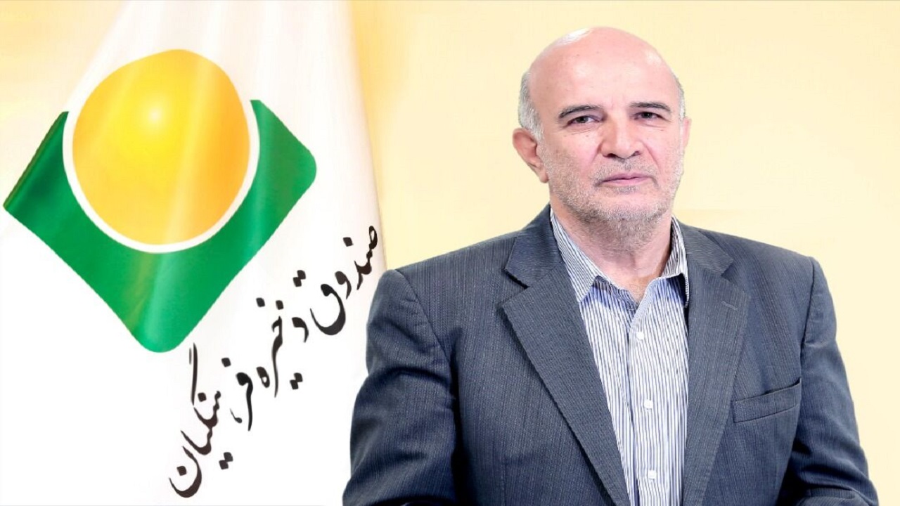تمام ارزش شرکت‌های تابعه بورس متعلق به معلمان است