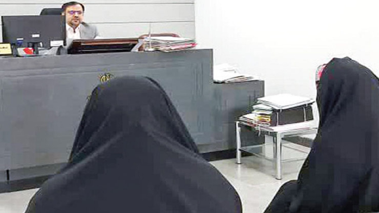 جدیدترین اظهارات مهلا، مادر کودک آزار مشهدی / فقط می‌خواستم از زندگی  ام فرار کنم