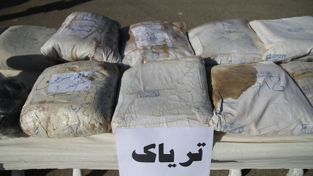 کشف و ضبط ۱۱ کیلو و ۹۲۰ گرم تریاک در بروجن