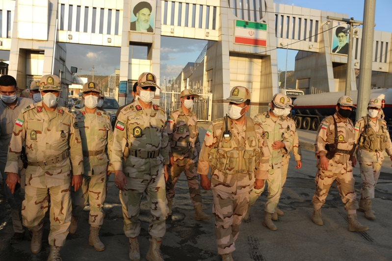 فرمانده مرزبانی ناجا شایعات تیراندازی مرزبانان به کولبران را تکذیب کرد