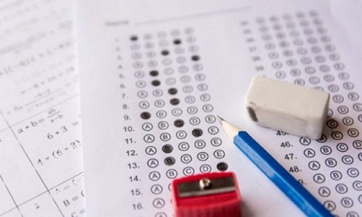 اصرار به برگزاری کنکور در تاریخ مقرر، معقول نیست/ ارائه طرح دو فوریتی برای تعیین تکلیف ۸۰ درصد صندلی‌ها