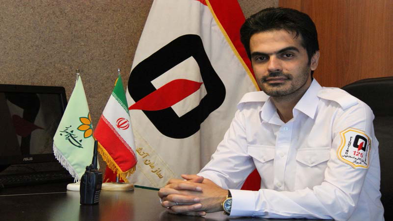 نجات جان ۳ کوهنورد در ارتفاعات کوه سرخ شهرک گلستان شیراز