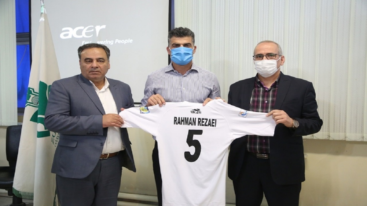 جلسه معارفه مدیر فنی تیم فوتبال ذوب آهن برگزار شد