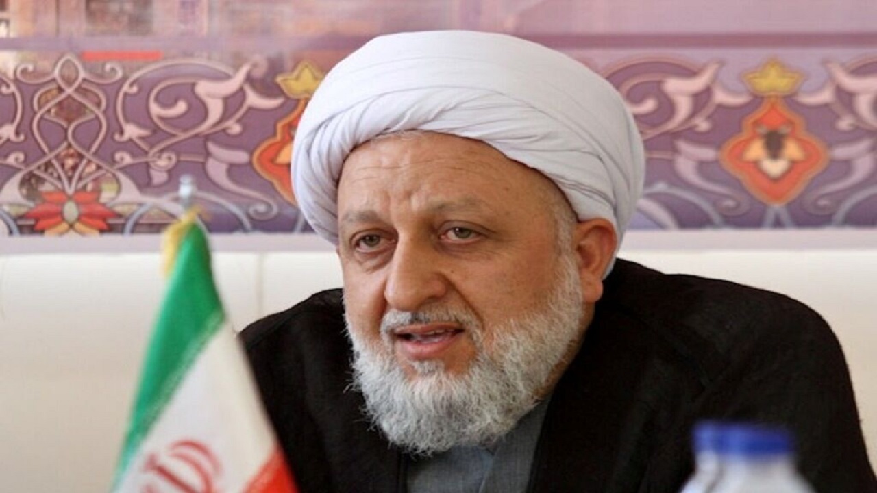 وحدت مسوولان باید الگوی مردم و حرکت به سمت پیشرفت کشور باشد