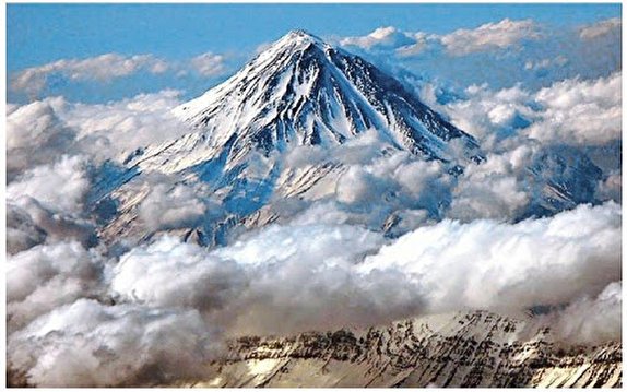 اسناد قله دماوند به نام منابع طبیعی صادر شد