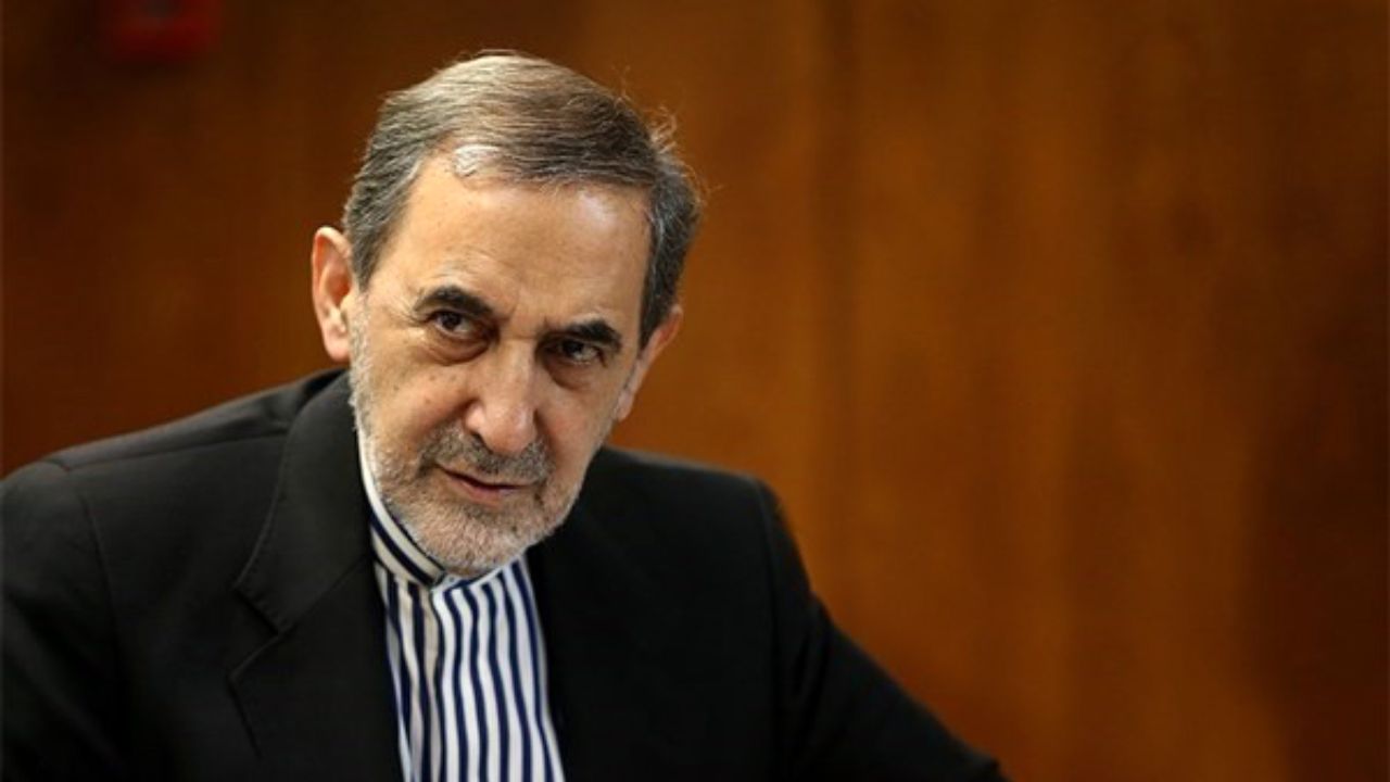 ولایتی: دولت و ملت ایران در کنار لبنان ایستاده‌اند