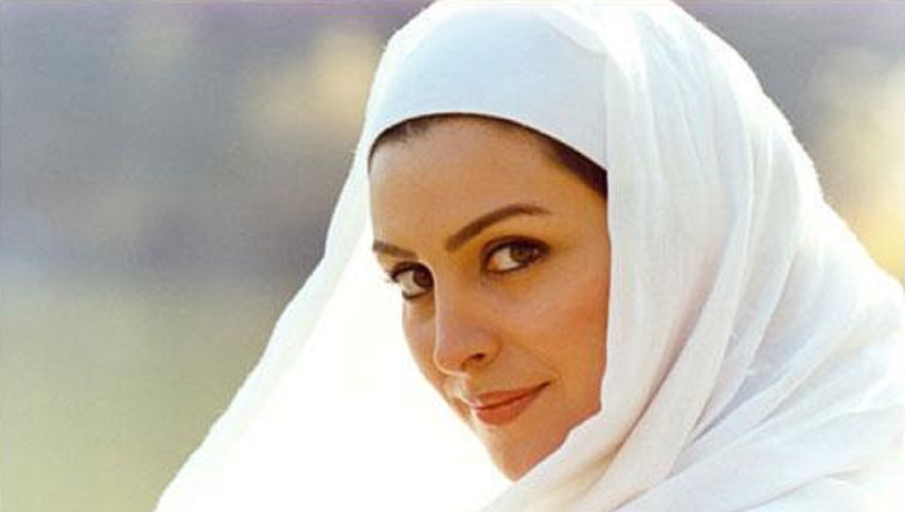 واکنش کاربران به خبر درگذشت ماه چهره خلیلی