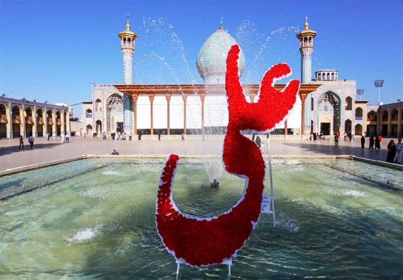 شاه چراغ (ع) در عید غدیر خم، آکنده از شادی و نور