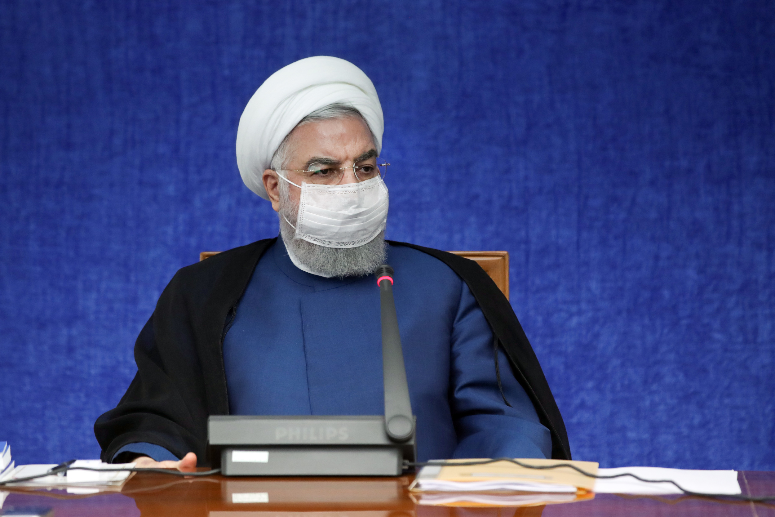 محدودیت‌های شدید کرونایی دیگر امکان‌پذیر نیست/ دولت آماده هر نوع کمکی برای یافتن واکسن است