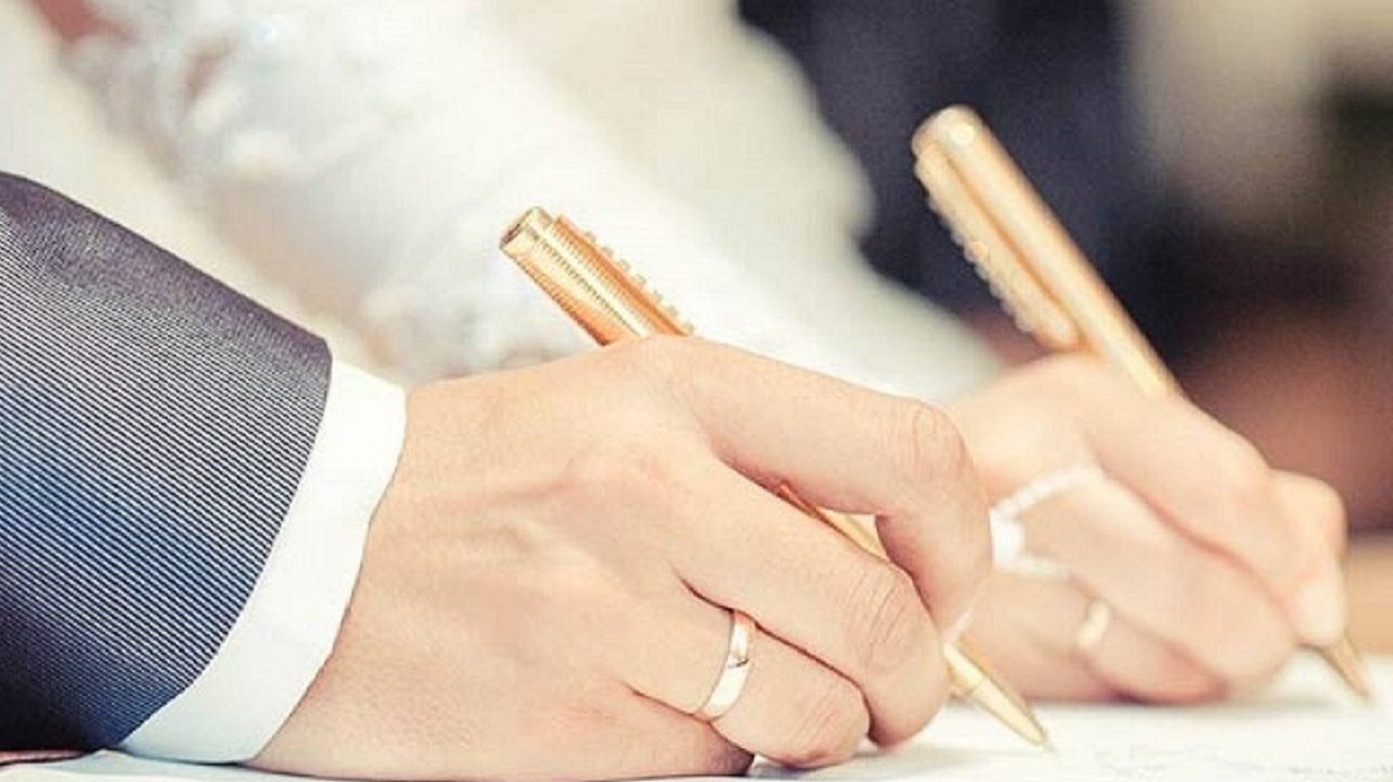 اقدام زیبای یک عروس و داماد مشهدی در روزهای کرونایی