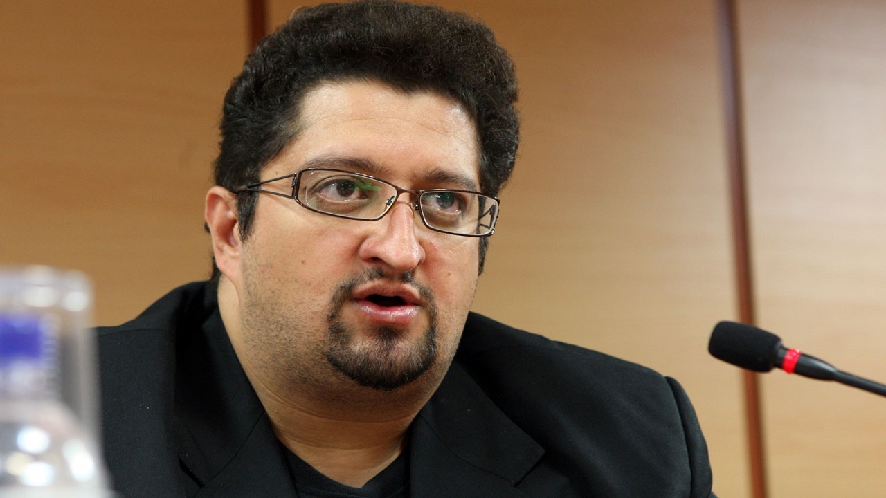 افاضلی: امیدوارم ماشین سازی و پارس جنوبی در لیگ برتر ماندگار شوند
