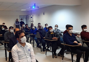 شناسایی خانواده‌های نیازمند و مبتلا به بیماری کرونا در اندیمشک