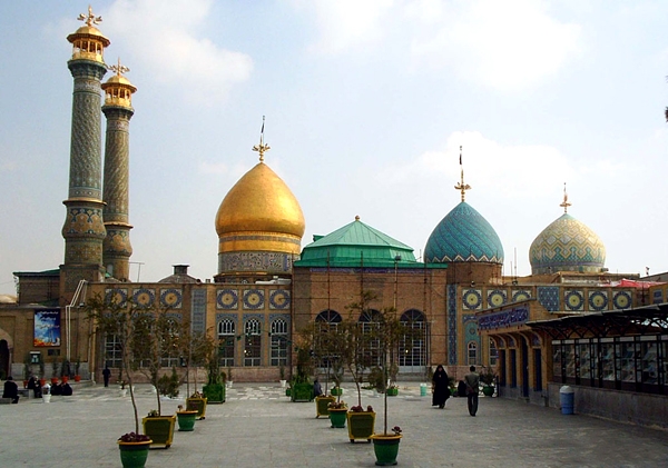 پخش زنده قرائت دعای ندبه در حرم حضرت عبدالعظیم(ع) از شبکه دو سیما