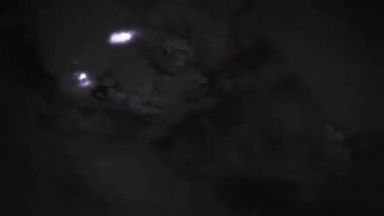 ثبت لحظه وقوع صاعقه در زمین از فضا
