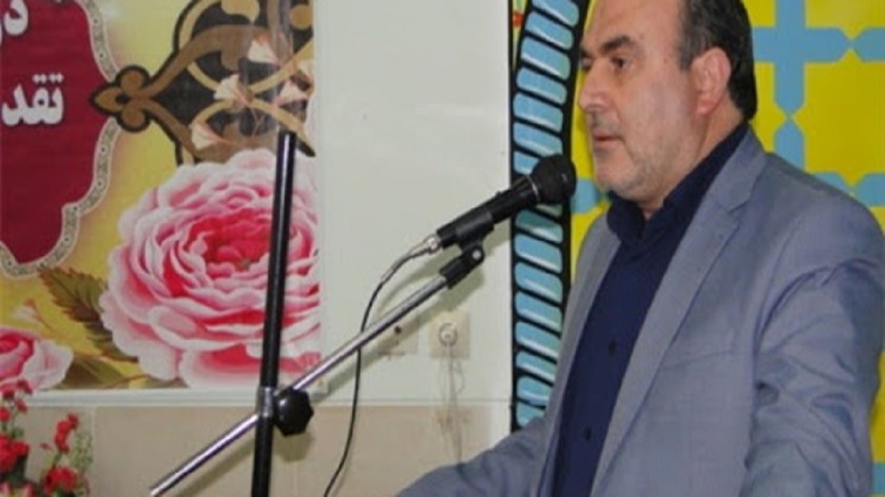 دانش‌آموزان اصفهانی هرچه سریعتر نسبت به ثبت نام خود اقدام نمایند