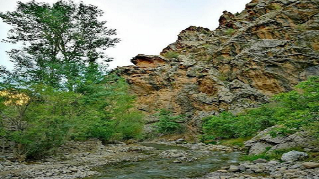 امرودک، طبیعتی بکر در دل کوه های هزارمسجد