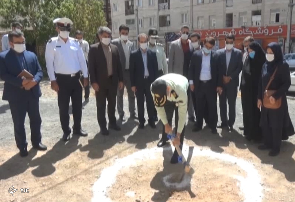 آغاز ساخت مجتمع مسکونی ۲۰۰ واحدی در شازند آغاز ساخت مجتمع مسکونی ۲۰۰ واحدی در شازند