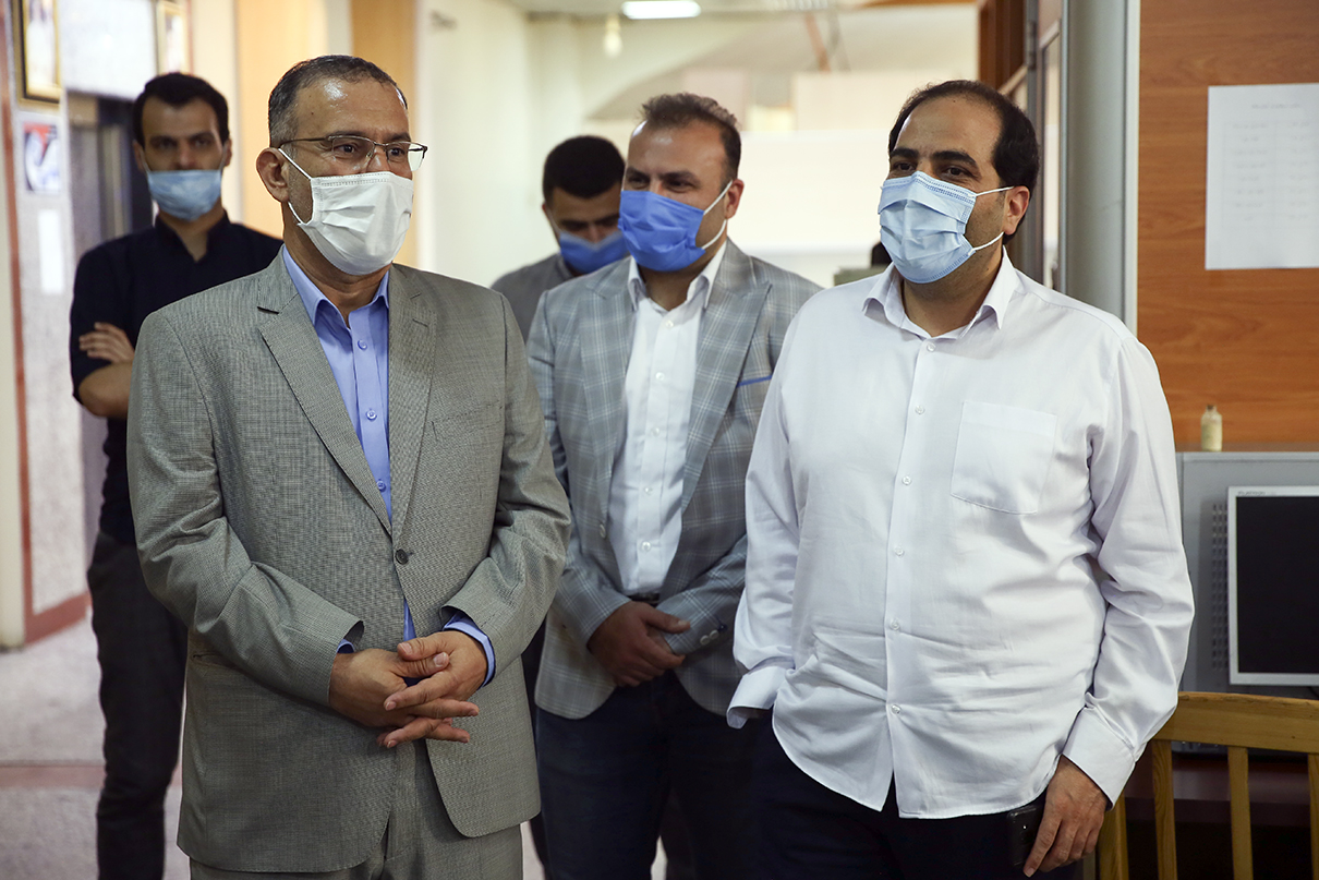 رئیس فدراسیون و مدیر تیمهای ملی تریر و کمان در باشگاه خبرنگاران جوان حضور یافتند رئیس فدراسیون و مدیر تیمهای ملی تریر و کمان در باشگاه خبرنگاران جوان حضور یافتند