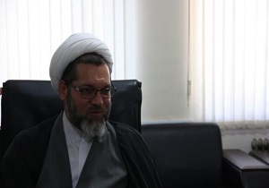 امام جمعه اهل سنت کرمانشاه با تمام ناملایمات پرچمدار استان بود