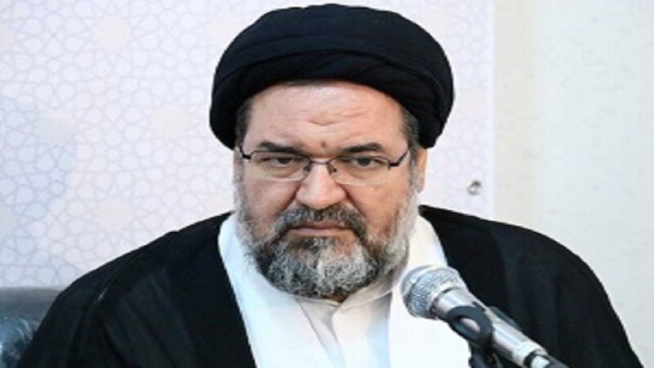 پیکر عضو شورای فقهی بانک مرکزی در قم آرام گرفت