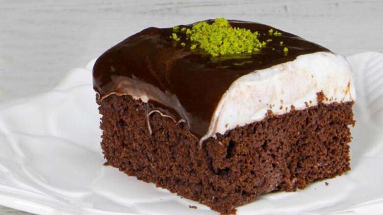 کیک شکلاتی