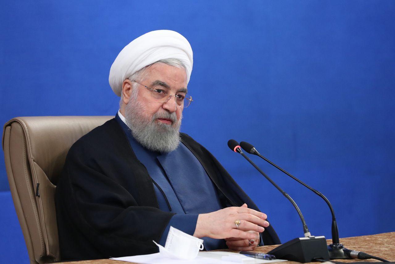 پیام تسلیت روحانی در پی درگذشت مادر شهیدان حسینی‌نسب