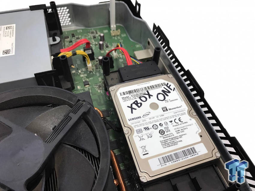 چطور ایکس باکس وان را به حافظه SSD مجهز کنیم؟