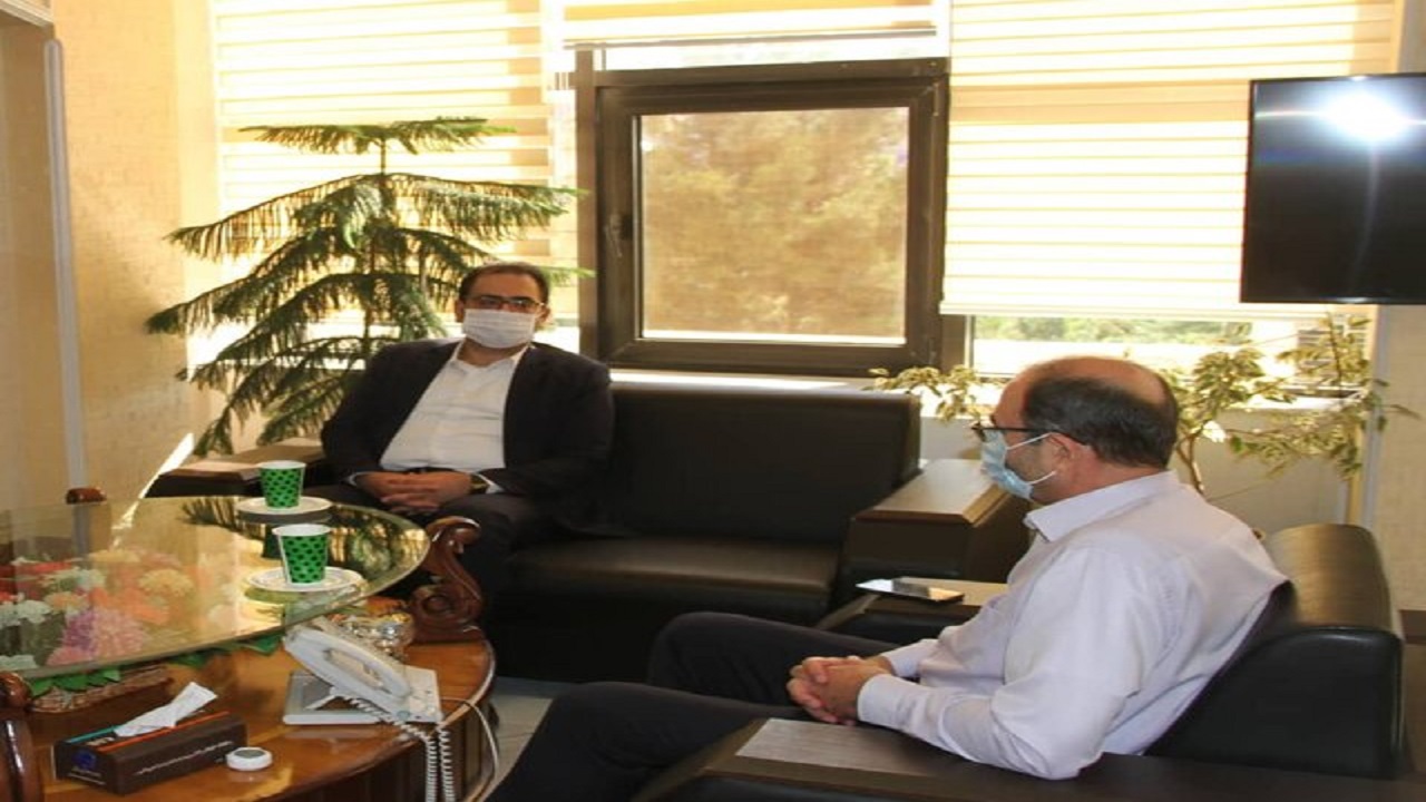 همکاری اداره کل نوسازی مدارس و مخابرات منطقه آذربایجان شرقی در اجرای کمپین " آجر به آجر"