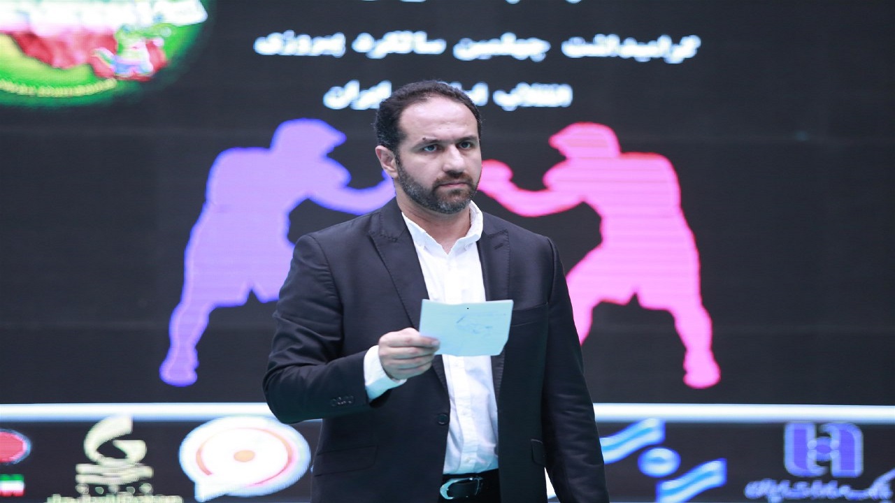 فراهانی: جای حقوق ثابت برای شطرنج بازان عنوان دار خالی است فراهانی: جای حقوق ثابت برای شطرنج بازان عنوان دار خالی است