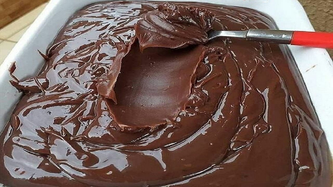 طرز تهیه سس شکلاتی
