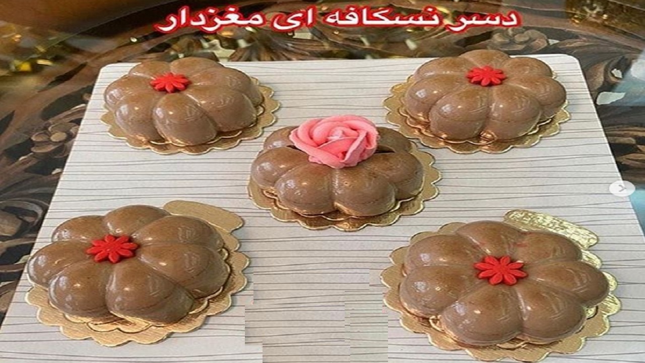آموزش آشپزی؛ از رولت بادمجان و حلوای رنگی تا ترشی سیر هفت ساله در ۴۰ روز! + تصاویر