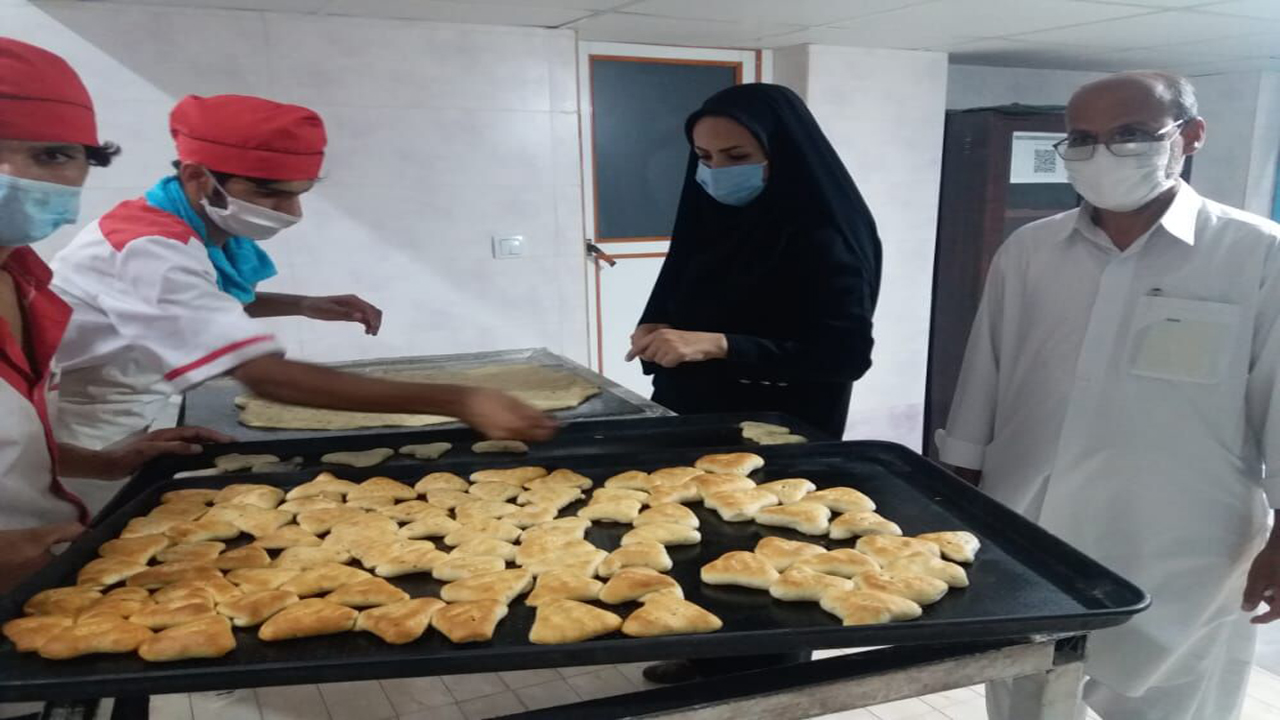 پخت کلوچه خرمایی در بمپور