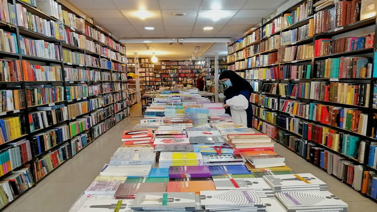 ۳۸ کتابفروشی در طرح تابستانه کتاب آذربایجان شرقی مشارکت دارند