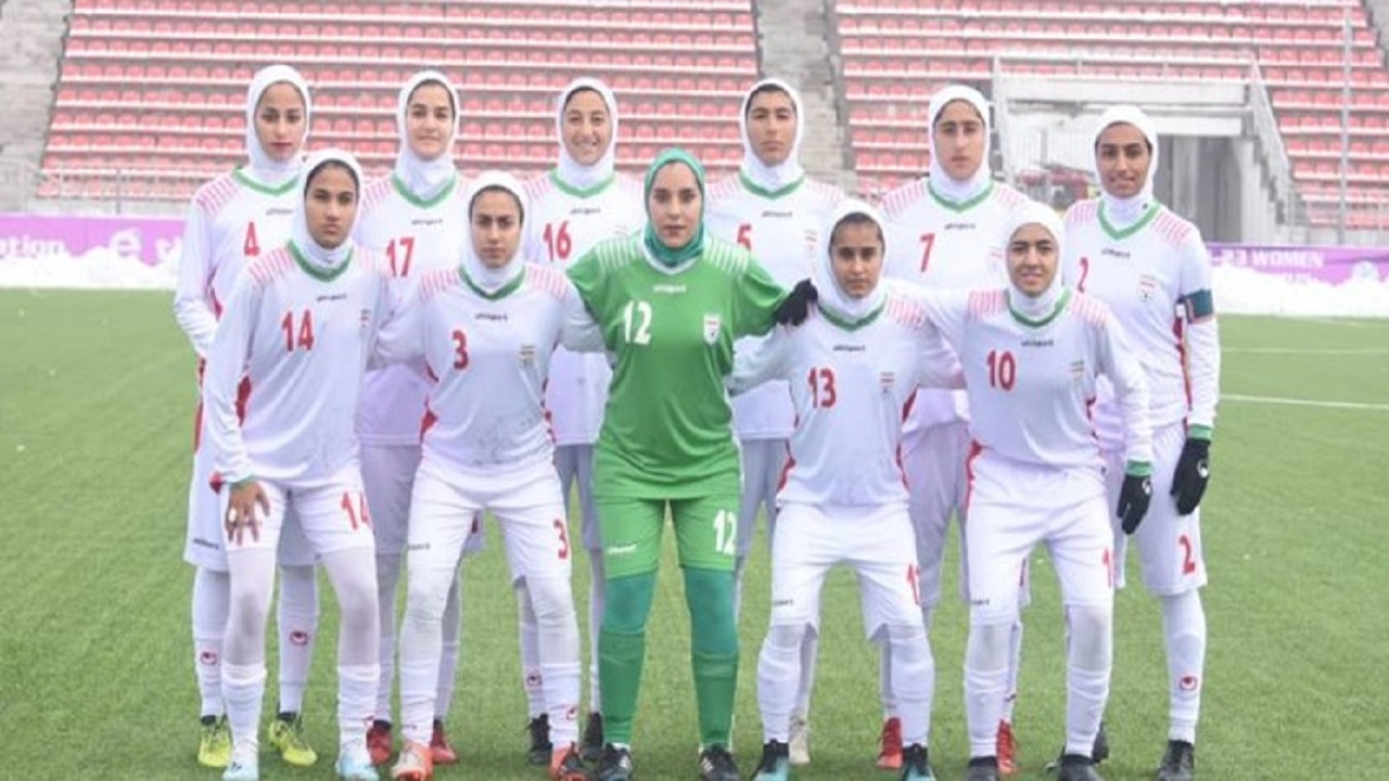 تیم ملی فوتبال بانوان در رده ۷۰ جهان