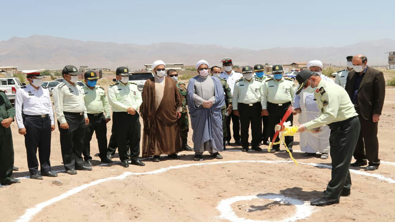 خیران در زرند کلانتری می سازند