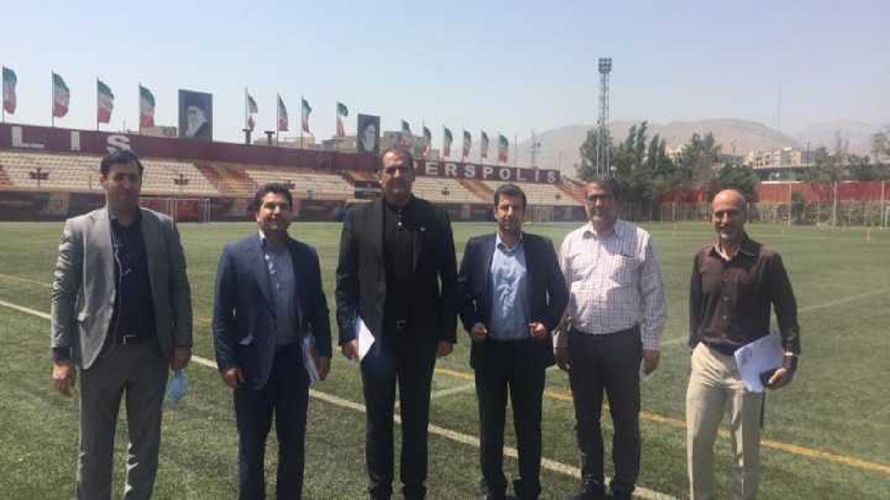 حضور رسول‌پناه و مدیران مربوط در ورزشگاه درفشی‌فر