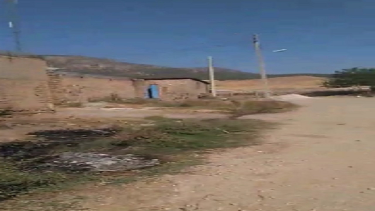 گلایه از وضعیت نامناسب جوی آب در روستای باپیر سفلی + فیلم