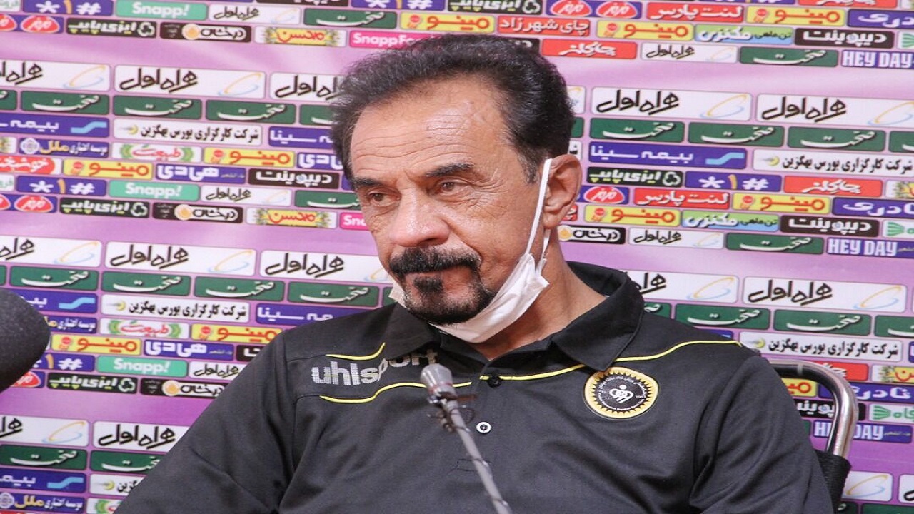 مربی سپاهان: شانس حضور در آسیا را با برد برابر شهر خودرو افزایش دادیم