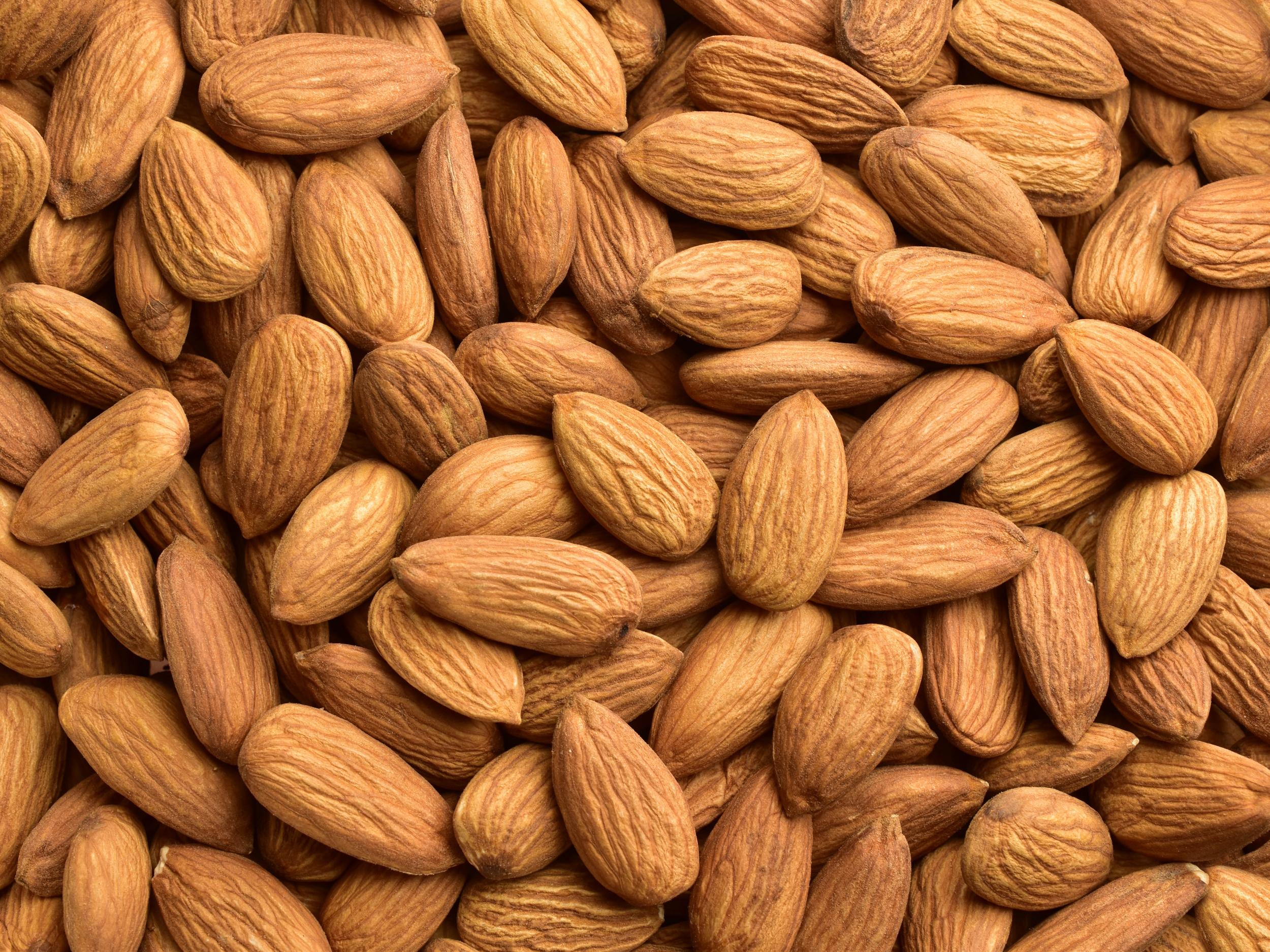 ۵ ماده غذایی سحرآمیز برای داشتن چشمانی زیبا