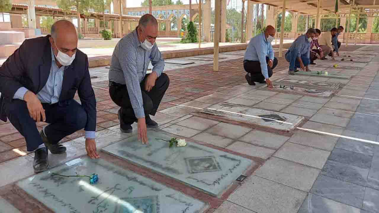آزادگان زرندی با شهدا تجدید پیمان کردند