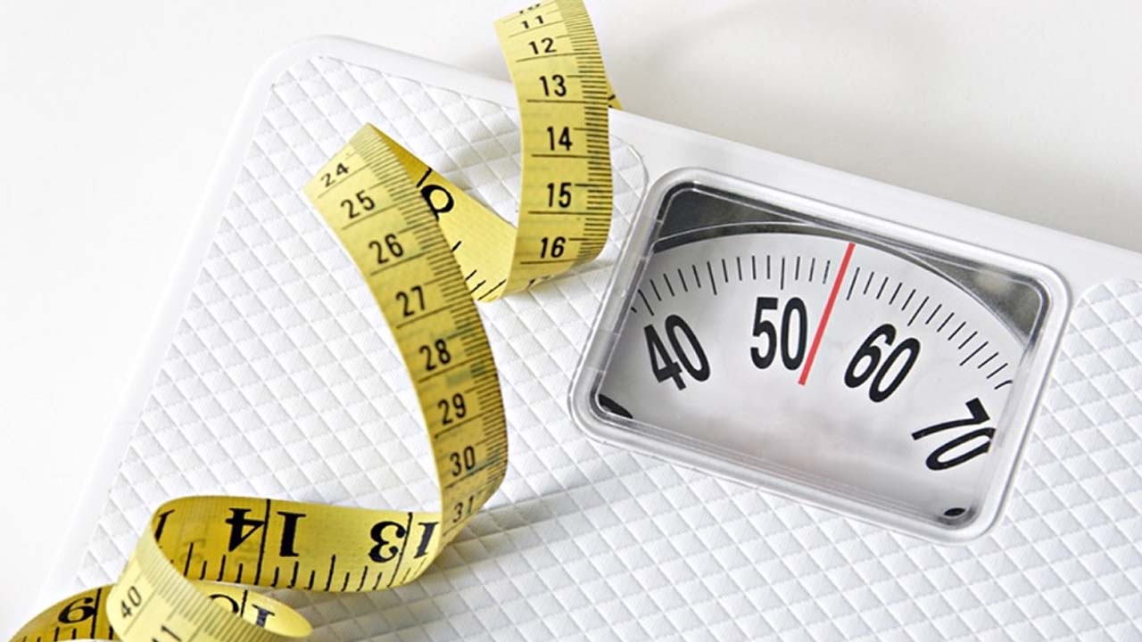 چرا وقتی رژیم می‌گیریم بعد از مدتی دیگر وزن کم نمی‌کنیم؟