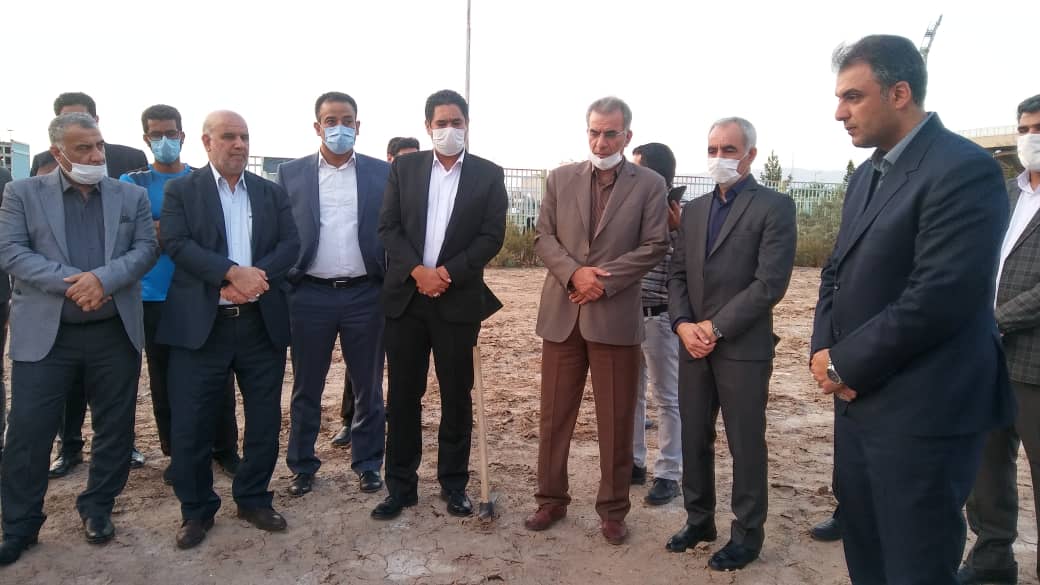 کلنگ احداث ساختمان هیئت فوتبال کرمان بر زمین زده شد