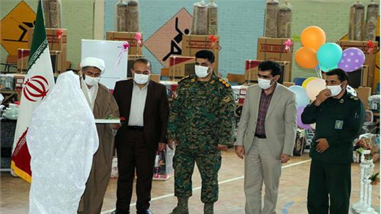 اعطای ۲۰ جهیزیه به نوعروسان نیازمند چهارمحال و بختیاری